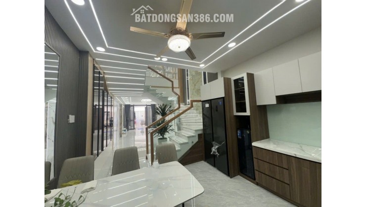 Nhà Mới SHR 6 tầng HXH né 100m2, Vuông – Trung Mỹ Tây 19 Quận 12 SS